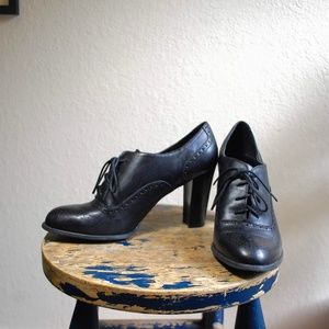 Leather Oxford Heels in Black - 10